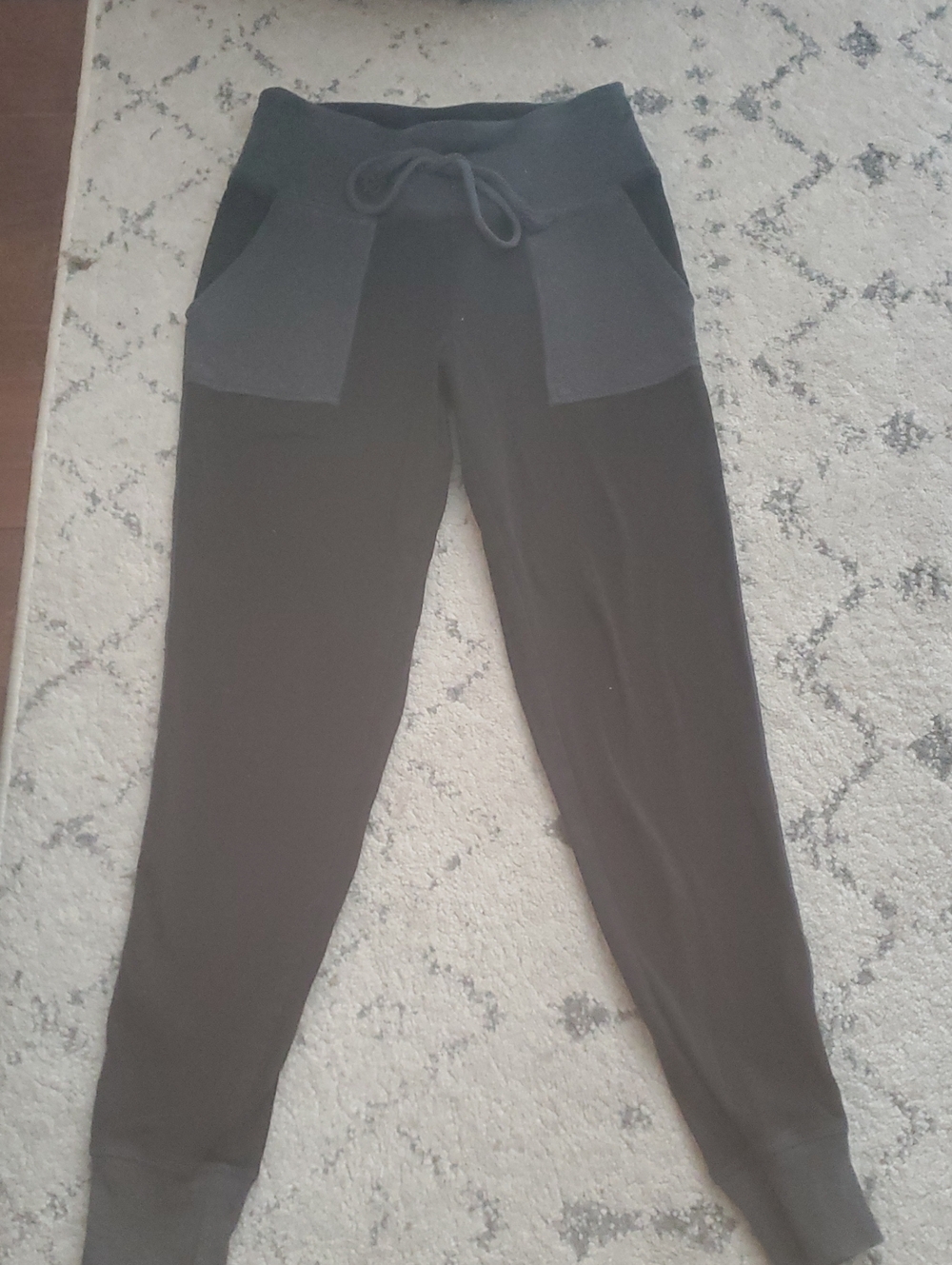 Wild Fable Joggers Size Small Gray And Bkack Thiner Material Suoer Soft